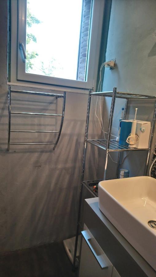 Chambre D'Hote Dans Maison Atypique Possibilite 1 Lit Supplementaire Pour 15 Euros Sancoins Buitenkant foto